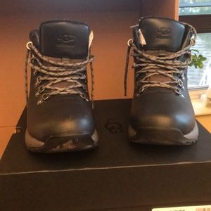 Men, waterproof uggs mountain boots